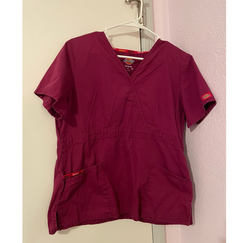 Scrub top